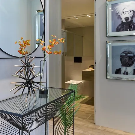 Lägenhet Stylish Penthouse With Jacuzzi - By Welcomely Torrevieja