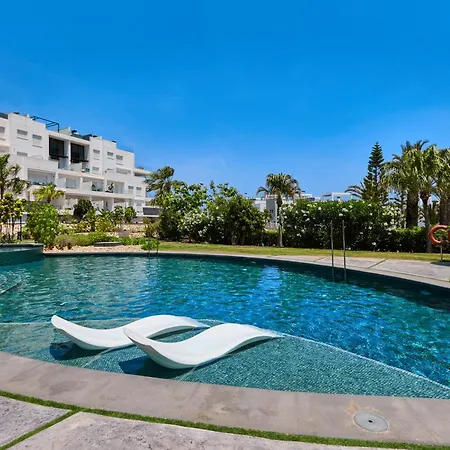 Stylish Penthouse With Jacuzzi - By Welcomely Torrevieja