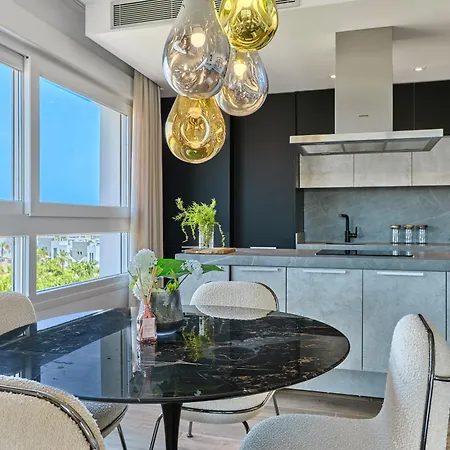 Stylish Penthouse With Jacuzzi - By Welcomely Apartment Torrevieja
