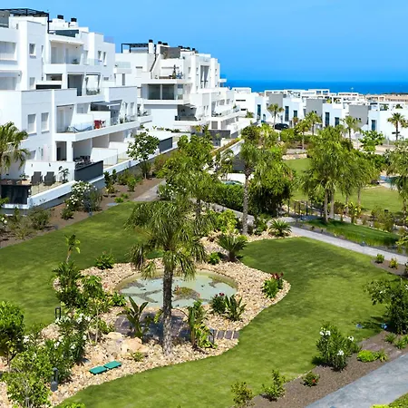 Apartment Stylish Penthouse With Jacuzzi - By Welcomely Torrevieja